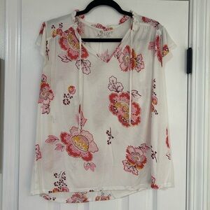 Floral flowy v-neck shirt